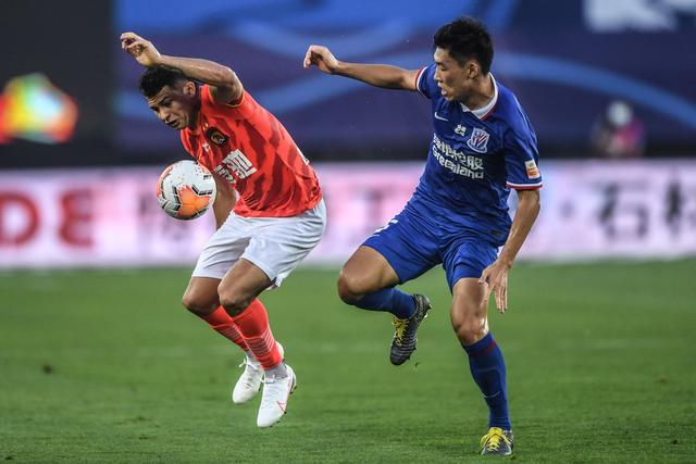 哈登24+12快船险胜猛龙4连胜 公牛逆转胜老鹰